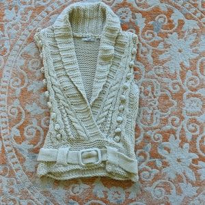 📀5 for $20📀Small, Papaya knit vest